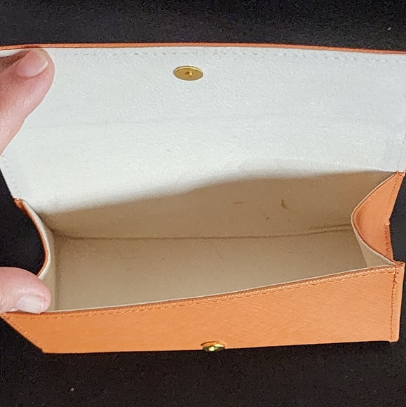 Tory Burch Saddle Brown Saffiano Leather Eyeglass Case Gold Logo - Picture 6 of 8